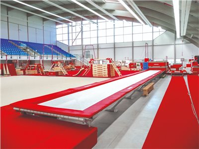 長彈翻床18.7m